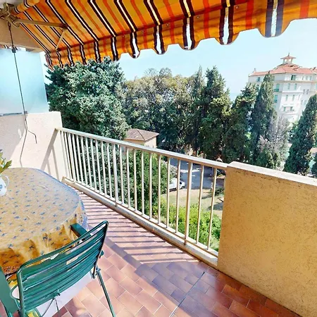 Grand Calme Avec Parking Prive - Fr-1-196-411 Apartment