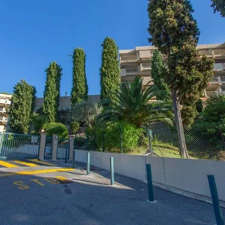 Apartment Grand Calme Avec Parking Prive - Fr-1-196-411 *